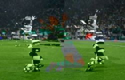 Soccer-Sporting stage stunning comeback to sink Bodo/Glimt 5-0 and reach quarter-finals