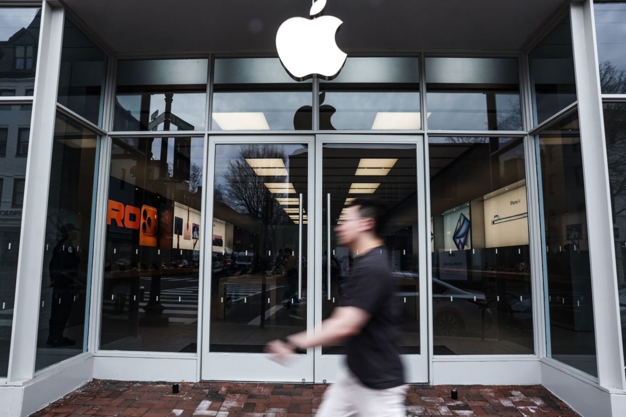 Apple’s head of home hardware leaves for smart ring maker Oura