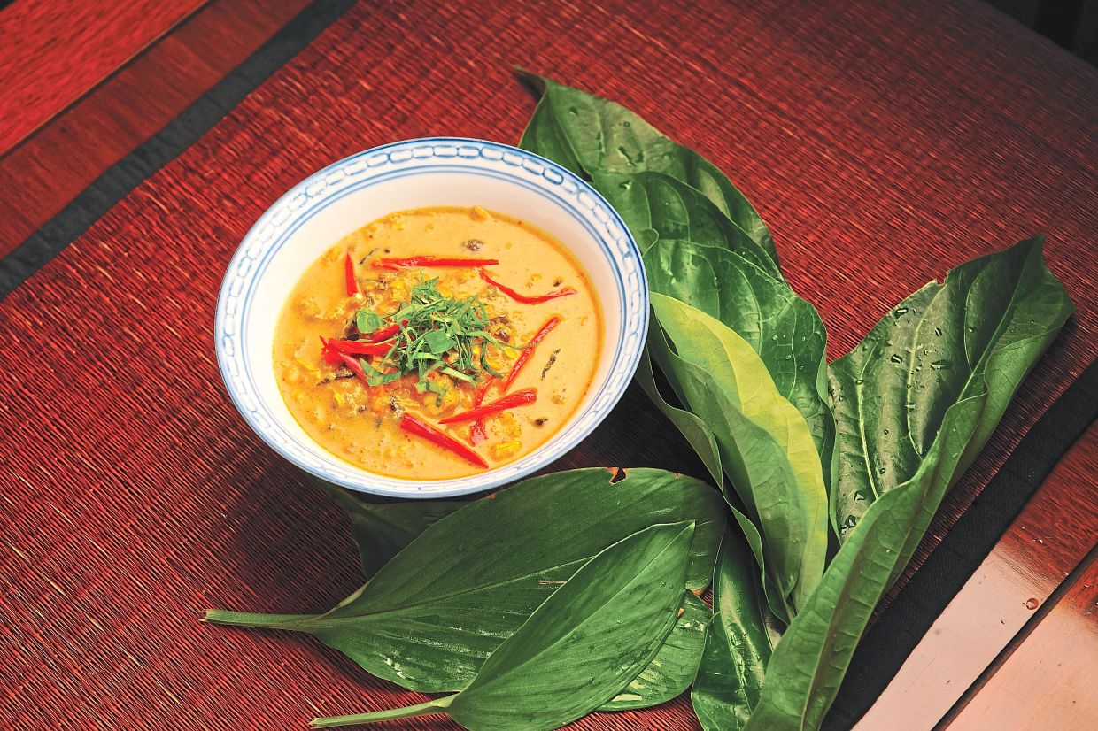 Bubur pedas Sarawak is a dish made by the Malay community in Sarawak that is served at mosques during Ramadan. — Malaysia’s Culinary Heritage