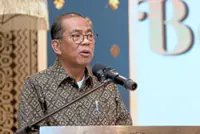 US Navy docking within norms