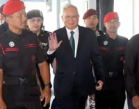 Najib tries to revive RM1.9mil suit against former AG