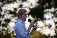 Senator Warren presses Fed chair nominee Warsh to clarify Epstein interactions