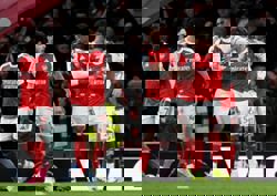 Soccer-Premier League top-four race and relegation battle intensify