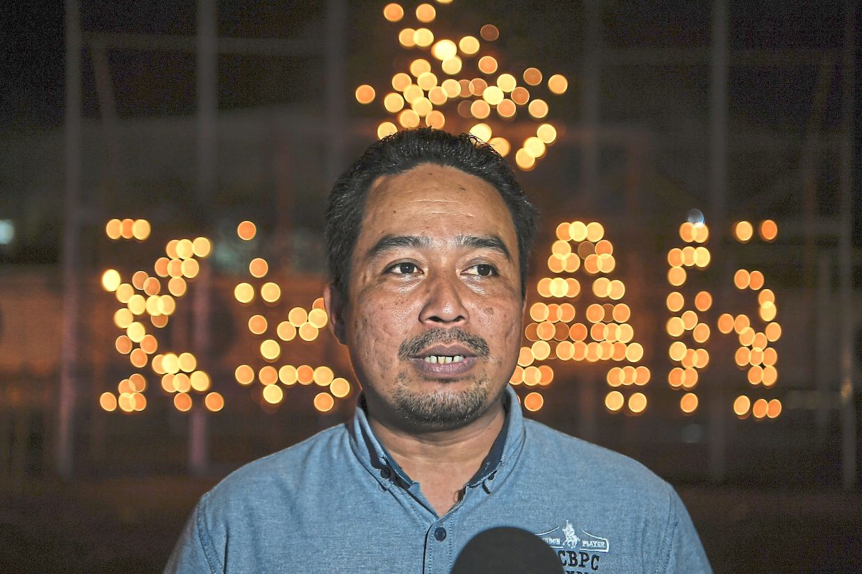 Azhani is thrilled that the largest Pelita Raya Festival set a national record.