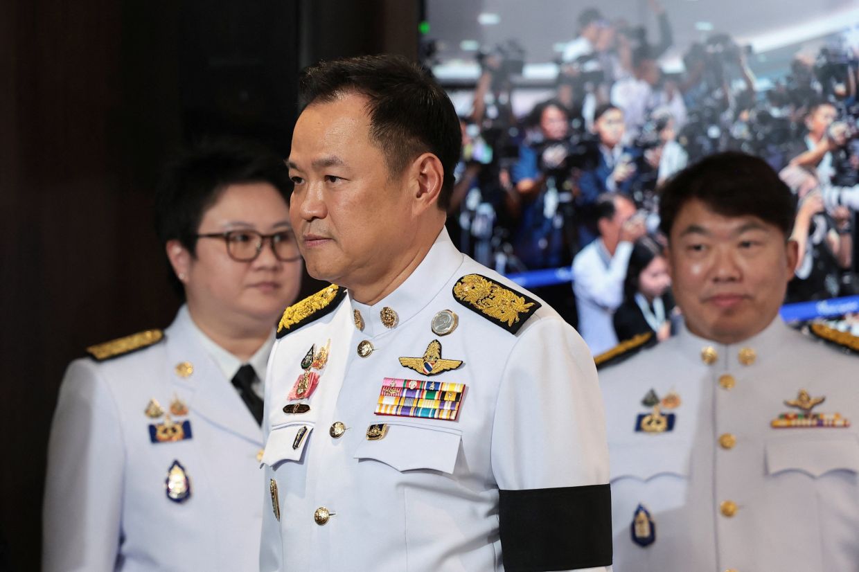 Thailand's newly elected Prime Minister Anutin Charnvirakul attends a press conference at the Bhumjaithai party headquarters after a royal endorsement ceremony, in Bangkok, Thailand. -- Photo: REUTERS/Chalinee Thirasupa