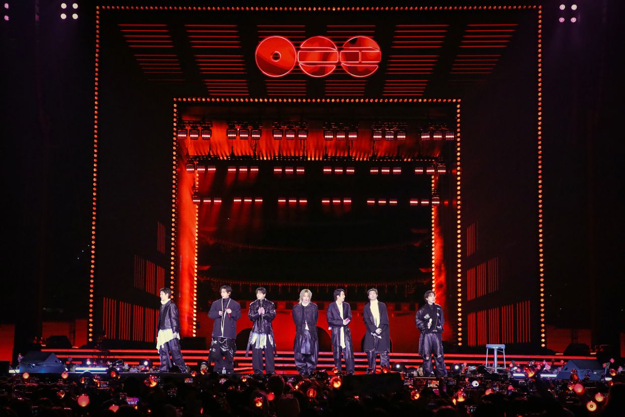BTS performs during the 'BTS Comeback Live: Arirang,' which took place at Gwanghwamun Square on Saturday.