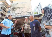 Assemblyman nominates two Ampang flats to receive state aid
