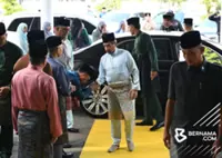 Terengganu's Sultan Mizan calls for Aidilfitri to serve as a bridge to strengthen unity