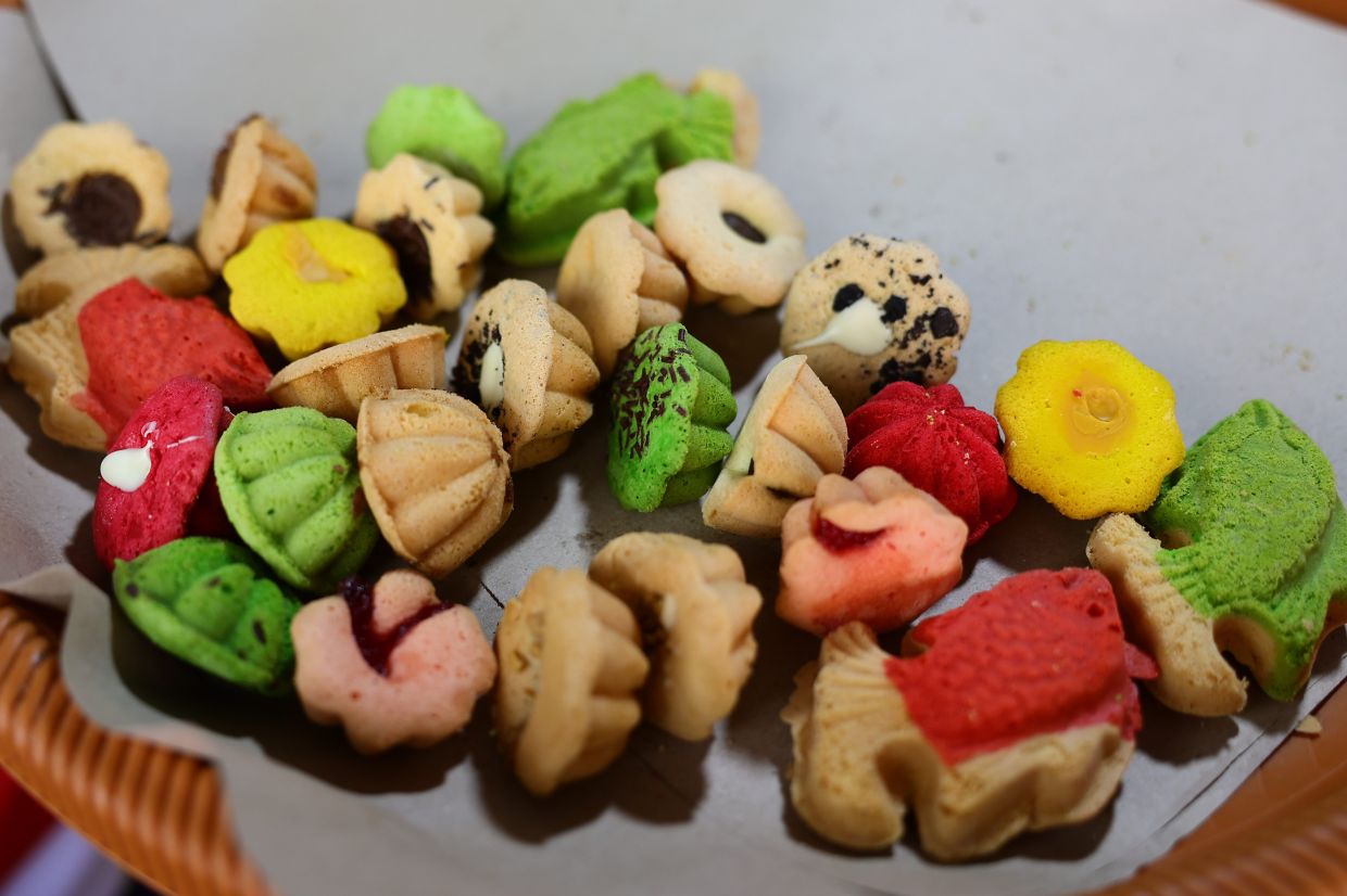 The flavours include nutella, chocolate, pandan, strawberry and red velvet.