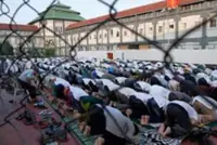 Indonesia awards Aidil Fitri remission to over 150,000 prisoners