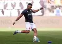 Soccer-Former France midfielder Payet retires from football