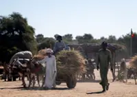 Chad relocates Sudan refugees as army deploys near border
