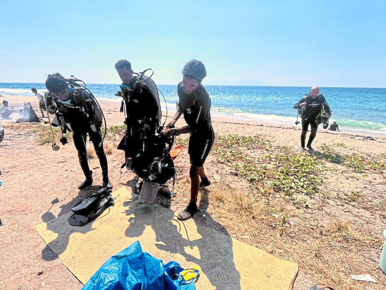 While it isn't cheap to go diving in Dili, the experience is totally worth it.