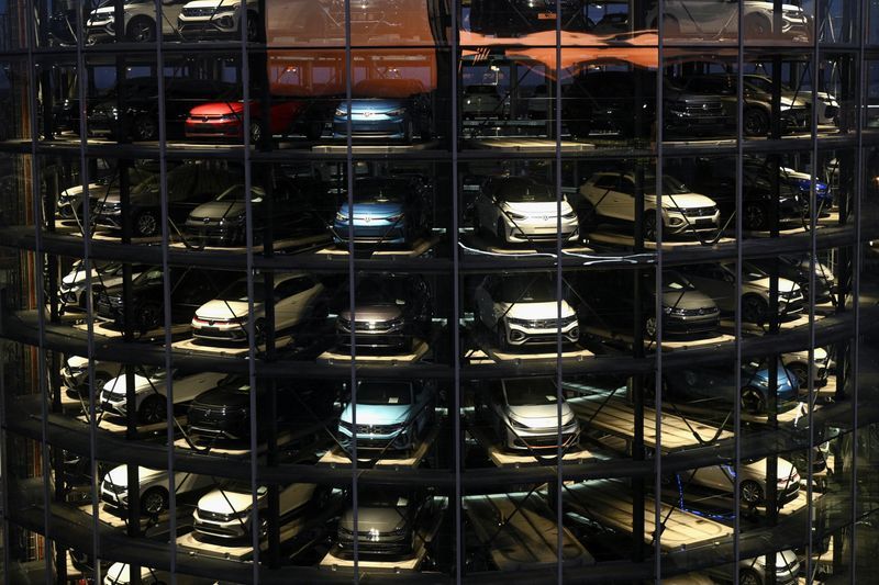 VW's software partnership with Rivian clears investment hurdle