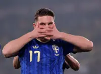 Soccer-Gyokeres hat-trick sends Swedes through to World Cup playoff showdown with Poland