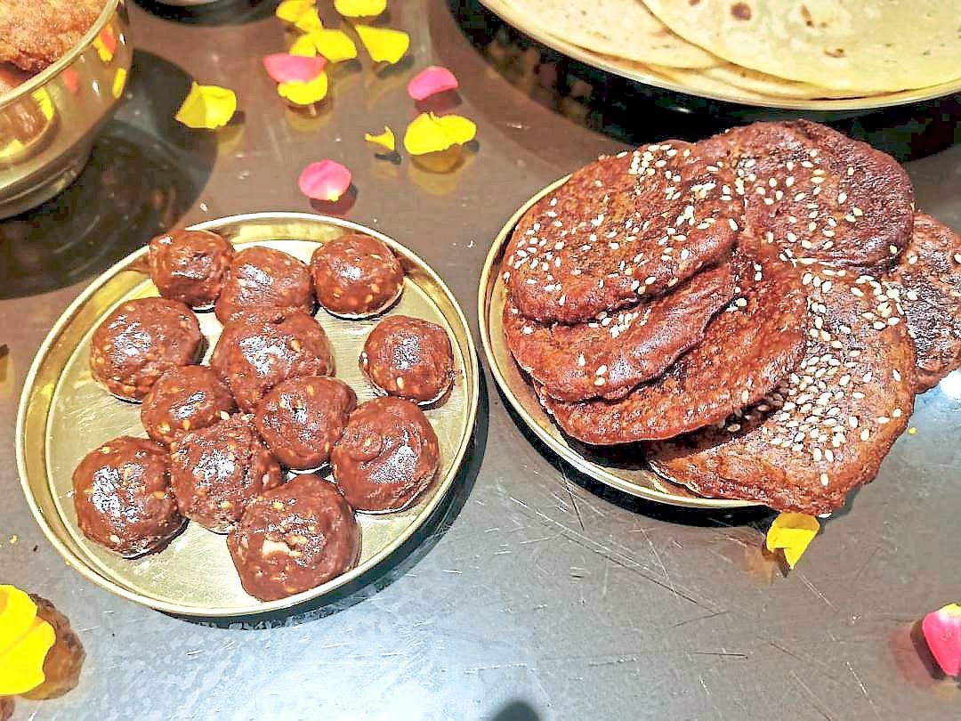 (Clockwise from top left) Telugu festive delicacies include ‘chinni pakulu’ and ‘arusulu’.