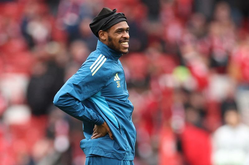 Soccer-Diop debut for Morocco a boost in PR battle with Senegal