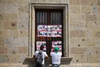 Mexico says 40,000 of country's 130,000 disappeared people may be alive