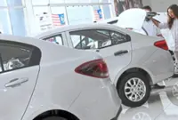 Borrowers deciding the best deals before purchase