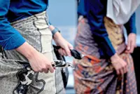Workshop revives art of styling unstitched batik sarong