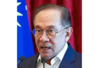 Egypt clears path for aid