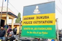 Gunmen kill at least 30 in Nigeria's Plateau state attack