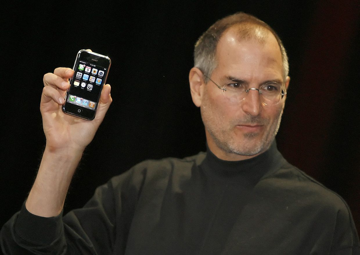 At 50, Apple confronts its next big challenge: AI