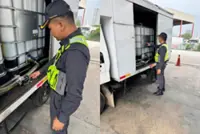 Johor authorities foils diesel smuggling attempt, lorry with hidden tanks seized