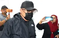 Pontian Municipal Council officer claims trial to five counts of cheating