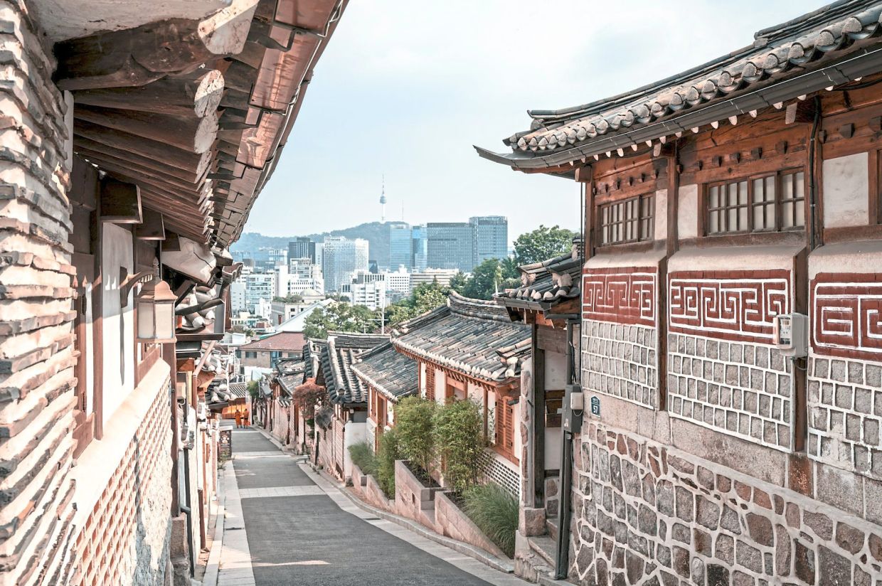 Bukchon Hanok Village has been popular with tourists for years now, thanks to the hallyu wave. — Unsplash