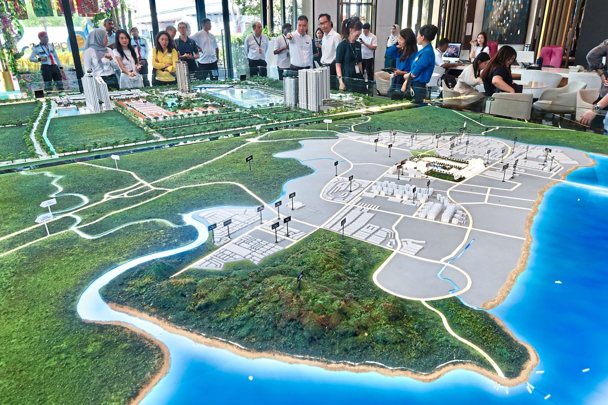 Aspen envisions a new township over a 99.96ha area. 