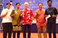 Ayer Hitam constituents celebrate at festive open house