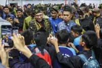 Anwar: Boost silat to build youth with character and spirit