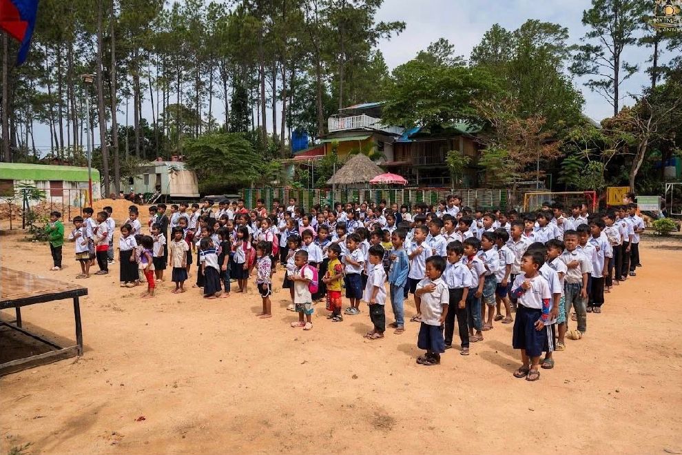 Students studying at the Coconut School on Kirirom Mountain. - Ouk Vanday