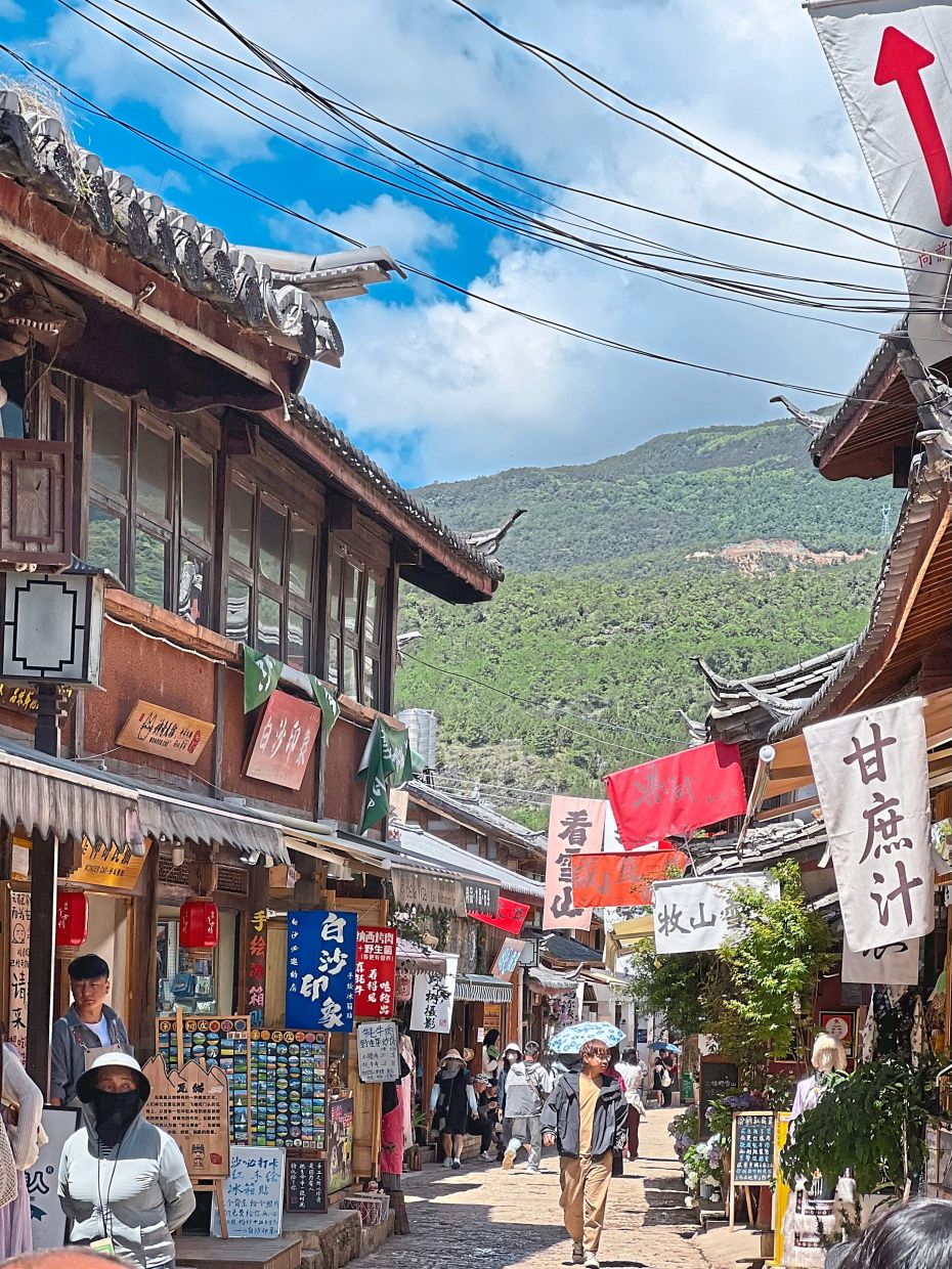 You'll find plenty of knick knacks at Baisha Ancient Town.