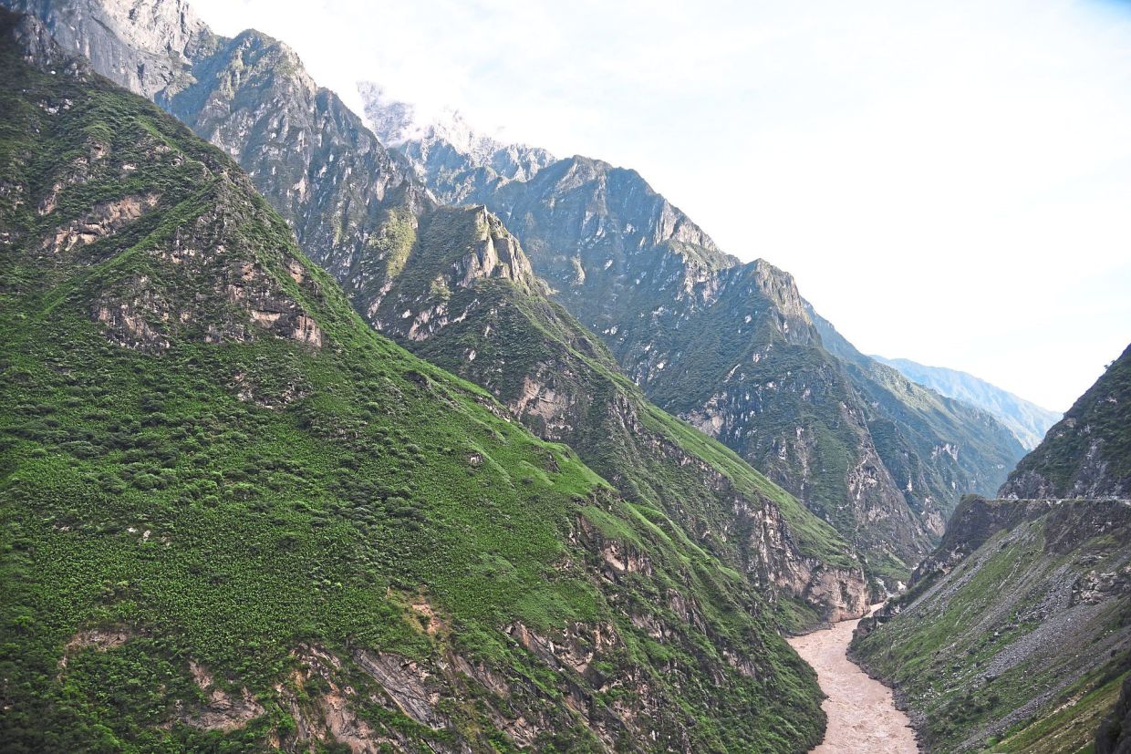 Embark on a hike at the famous Tiger Leaping Gorge. — Pixabay