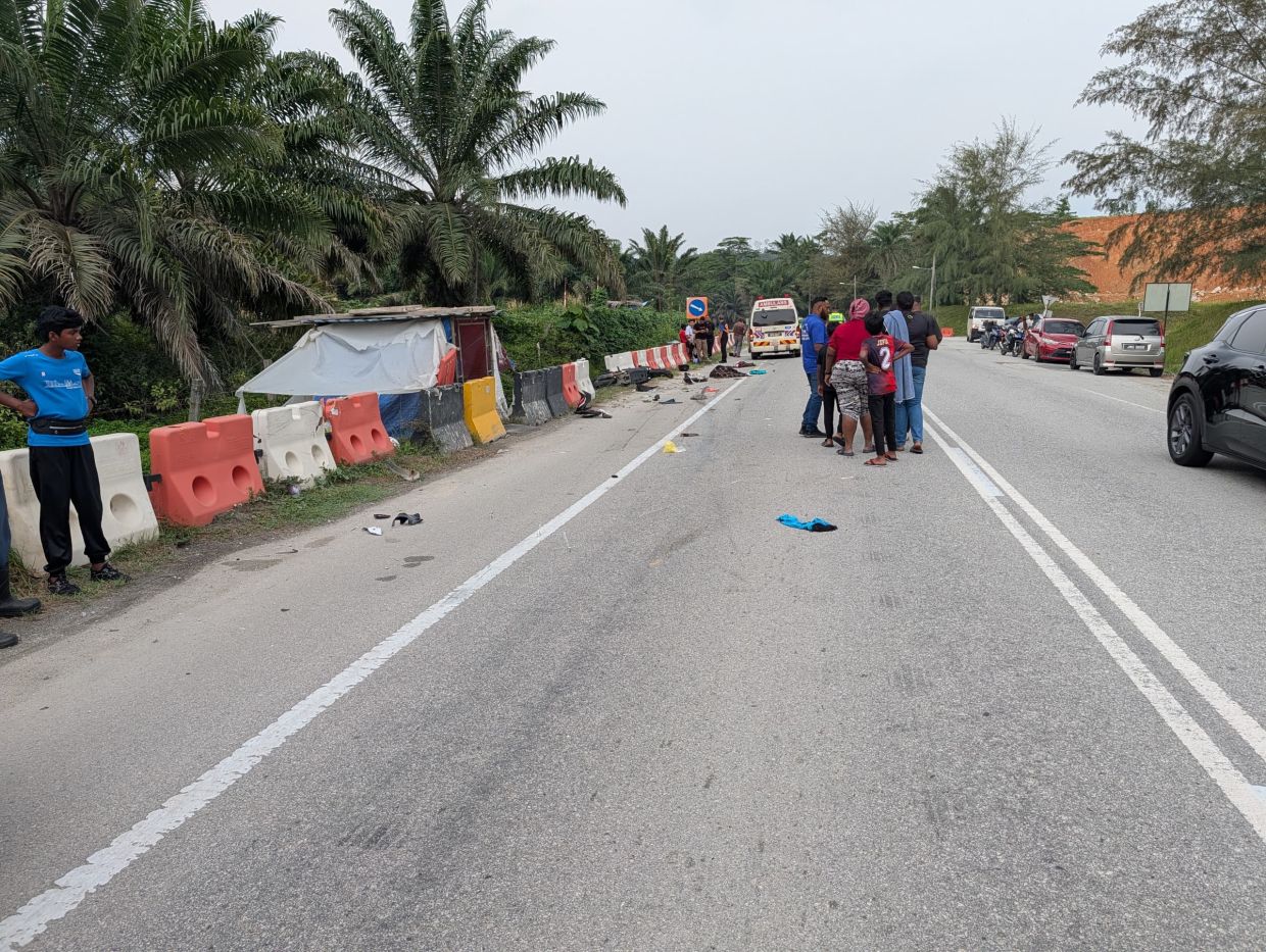 Woman, nephew killed in Kulai crash