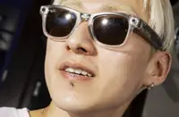 How the on-off fashion-tech love affair is once again picking up steam