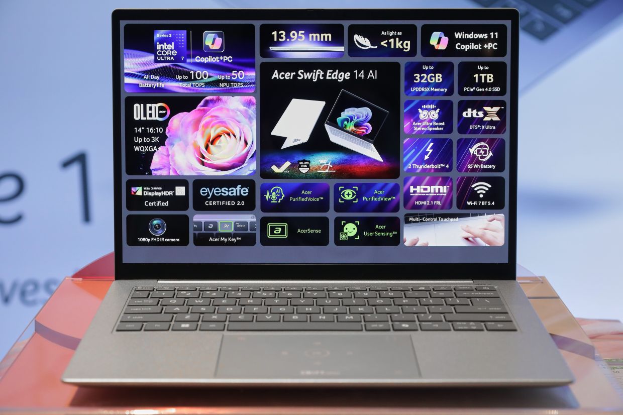 The Swift Edge 14 AI weighs less than 1kg with a magnesium-aluminium alloy chassis. — YAP CHEE HONG/The Star