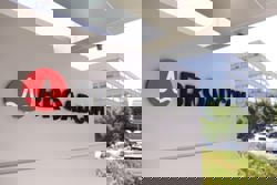 Broadcom signs long-term deal to develop Google’s custom AI chips