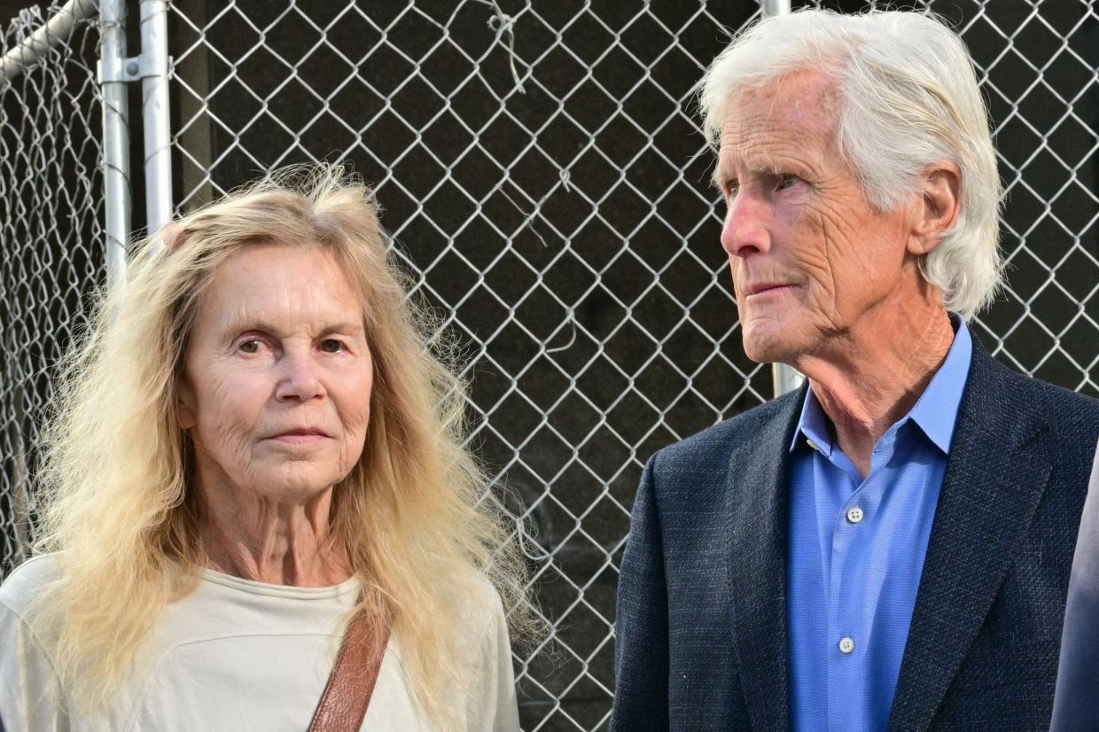 Matthew Perry's mother Suzanne Perry (left)and Perry's stepfather Keith Morrison arrive for the sentencing hearing of 'Ketamine Queen' Jasveen Sanghahttps://apicms.thestar.com.my/uploads/images/2026/04/09/3851389.jpg
