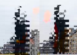 Golf-Nicklaus, Player send encouragement to Woods