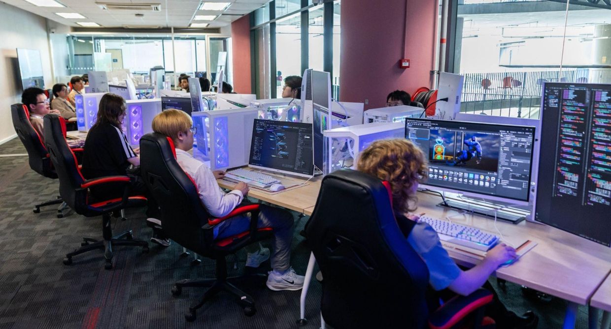 APU strengthened its game development ecosystem with the launch of its most advanced Game Development Lab & Studio on campus.