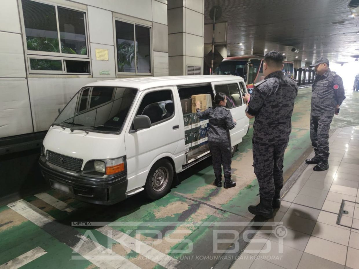 The attempt was uncovered during an inspection of a commercial van by the agency’s enforcement unit at the Sultan Iskandar Building (BSI).