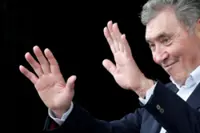 Cycling-Belgian great Merckx set for hip surgery