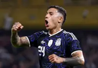 Soccer-Fernandez has apologised but will miss Man City game, says Rosenior