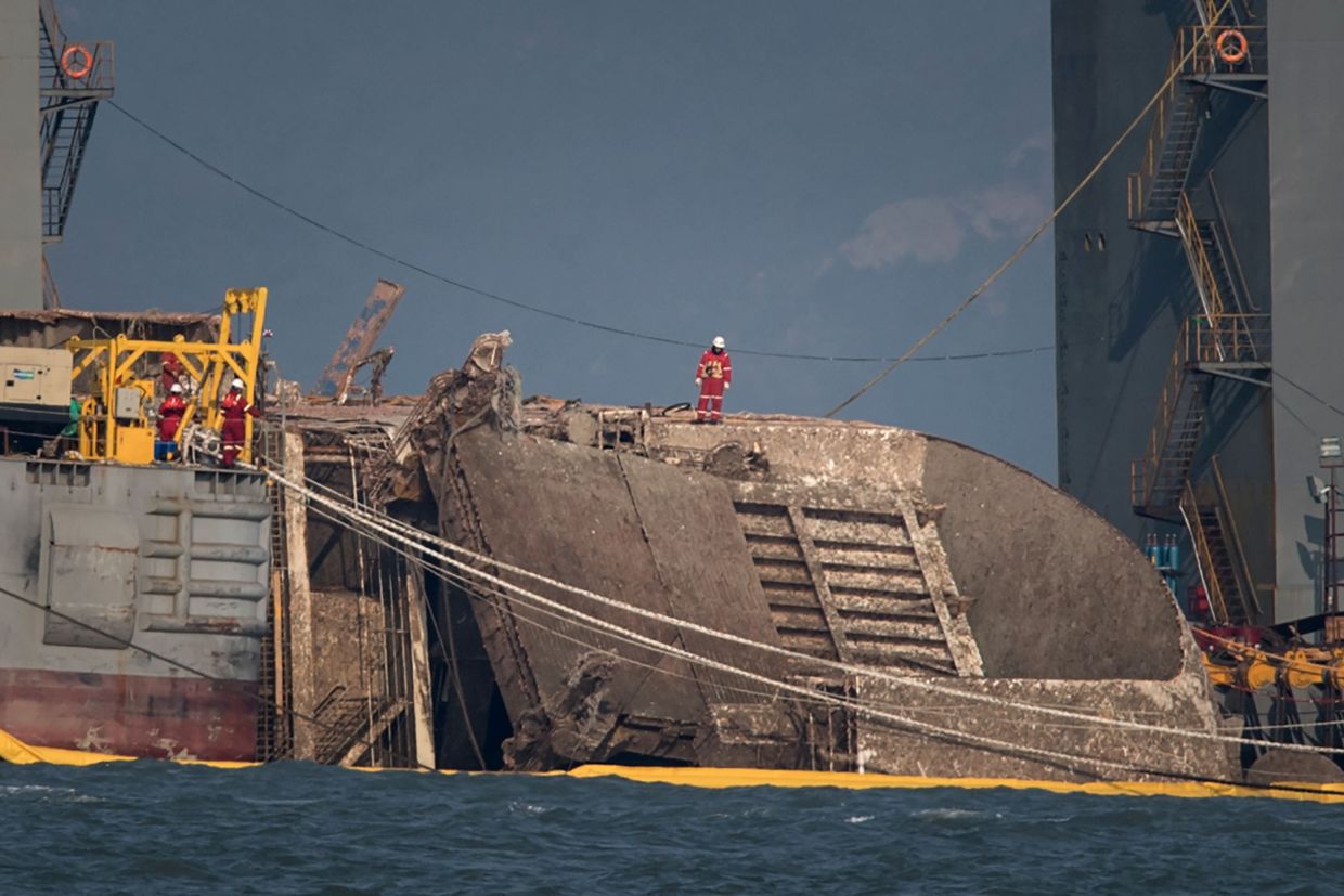 Song challenged the decision, arguing that there were no clear grounds for non-disclosure, such as a threat to national security.