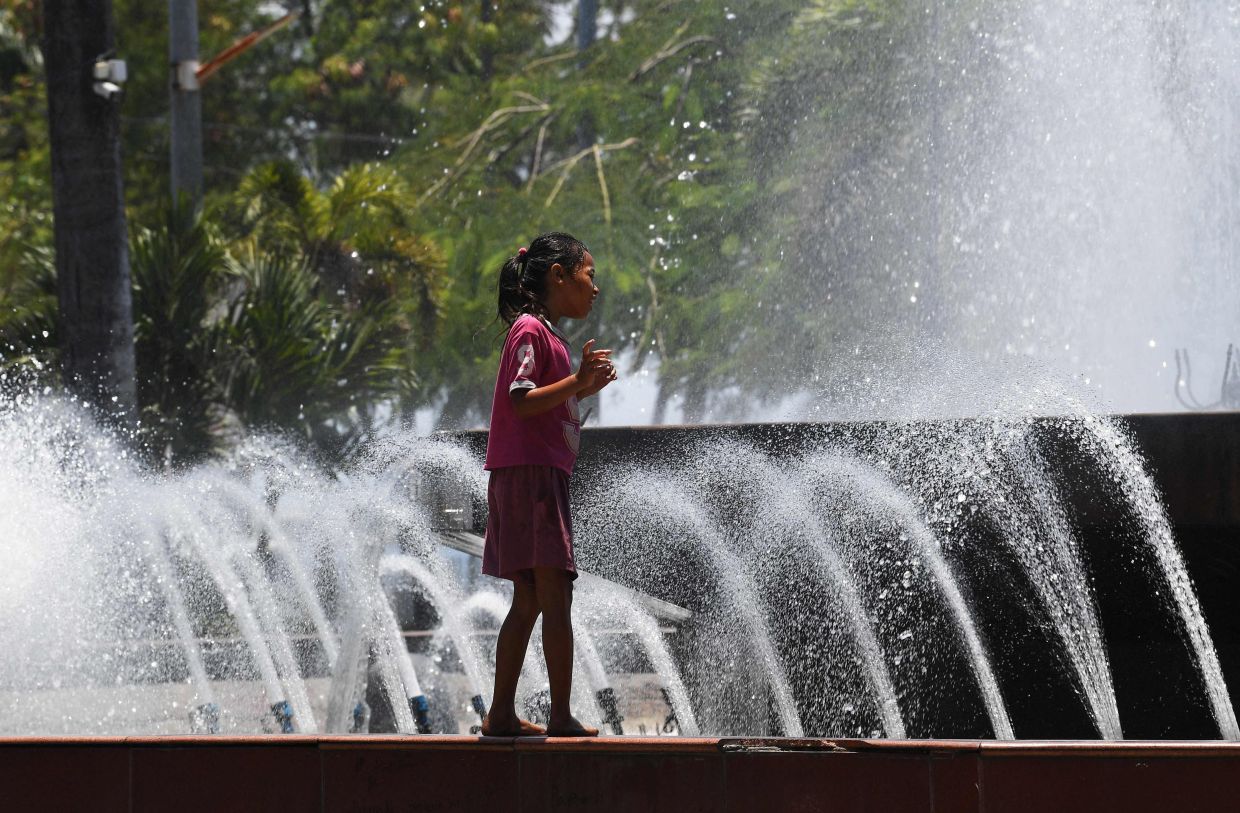 Data released as of 5pm on Thursday (April 9) showed that several stations across Western, Central and Eastern Visayas were already under the “danger” classification.