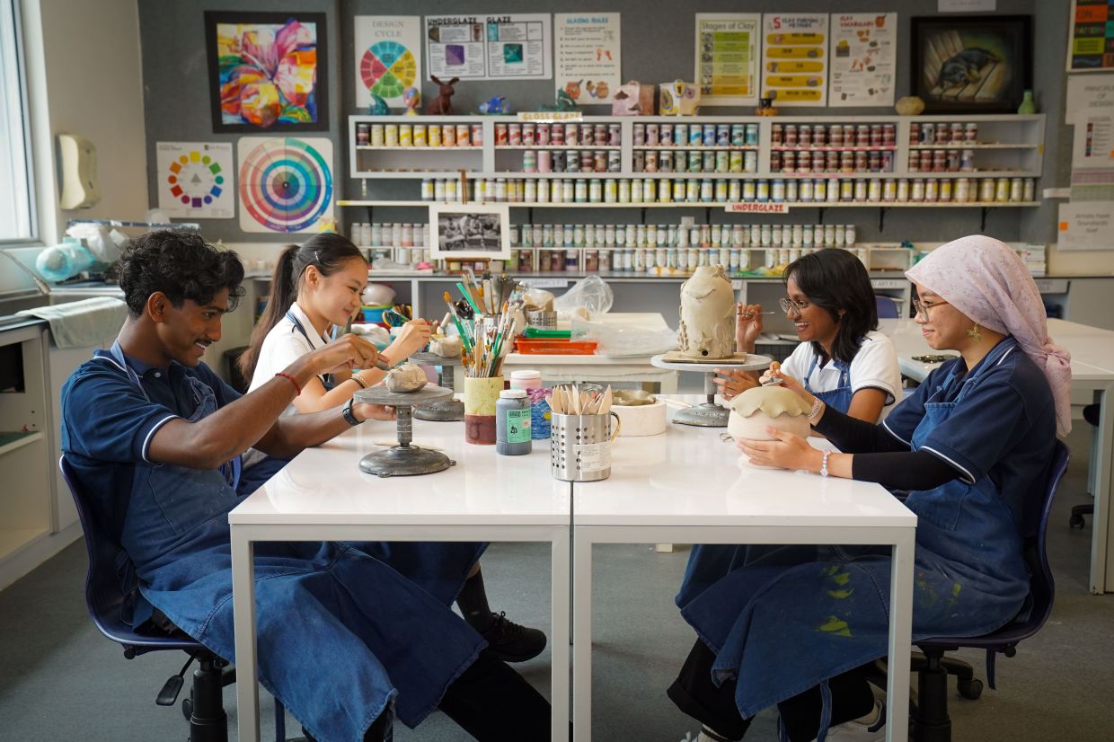 ISKL empowers students to contribute positively to society through collaboration and unity.