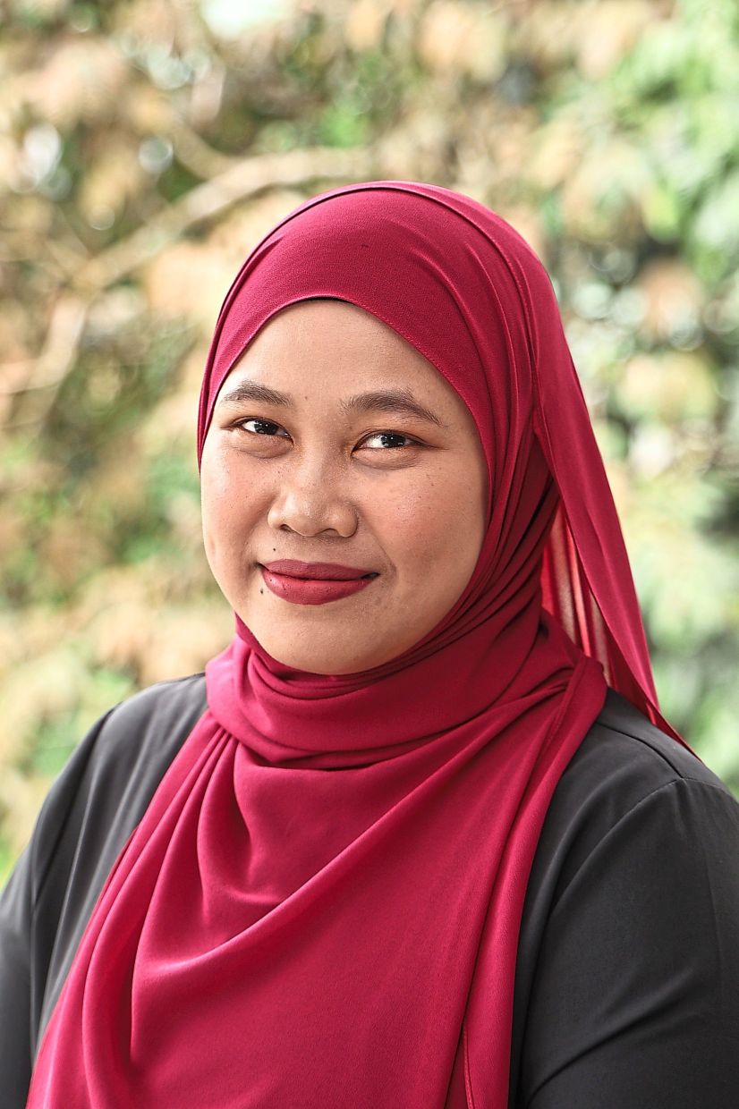 Umi Nor Fadhilah says parents concerned about screen time are increasingly struggling to set boundaries for their children. — AZMAN GHANI/The Star